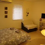 Apartment Lavender *
